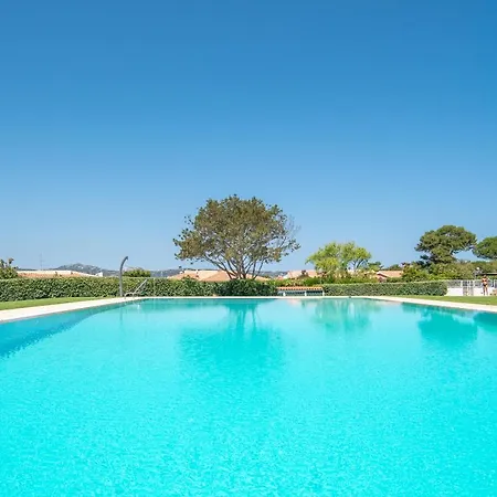 Casa Vacanza Costa Smeralda M. 100 Dal Mare