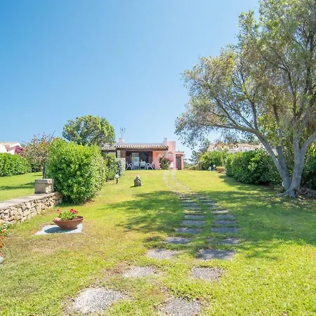 Casa Vacanza Costa Smeralda M. 100 Dal Mare * Cala Bitta