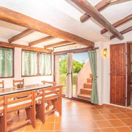 Casa Vacanza Costa Smeralda M. 100 Dal Mare Ferienhaus Cala Bitta